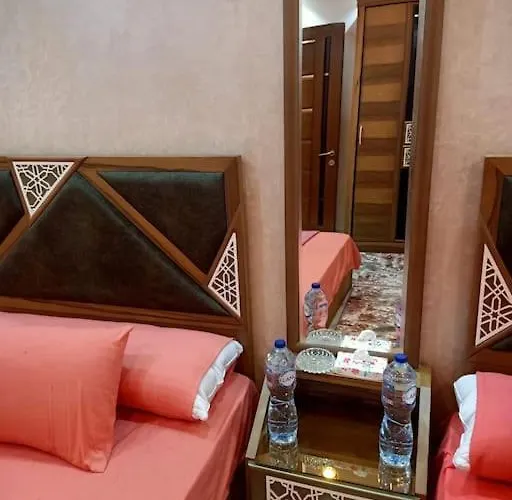 جناح فندقي أمام جامعة المنصورة