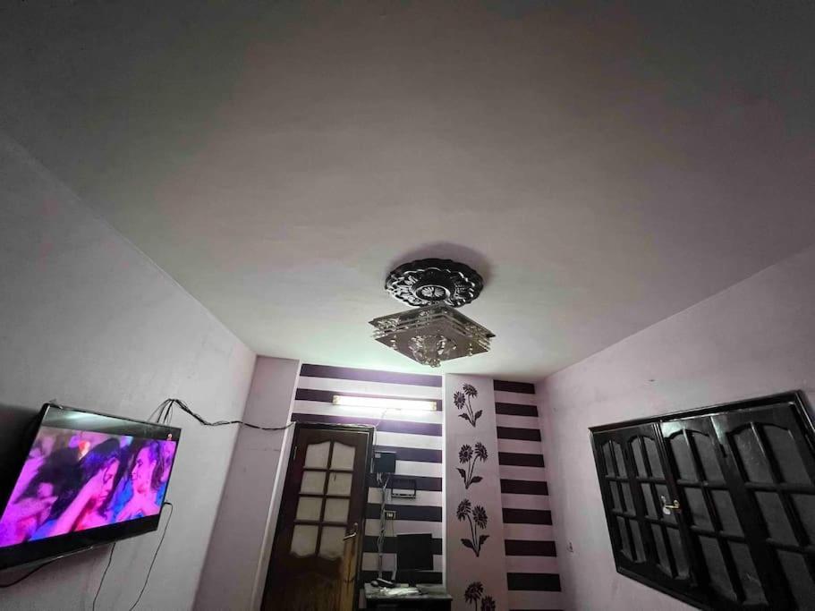 شقه ١٨٠ متر علي الرئيسي في شارع محمد فتحي Apartamento Al Mansurah